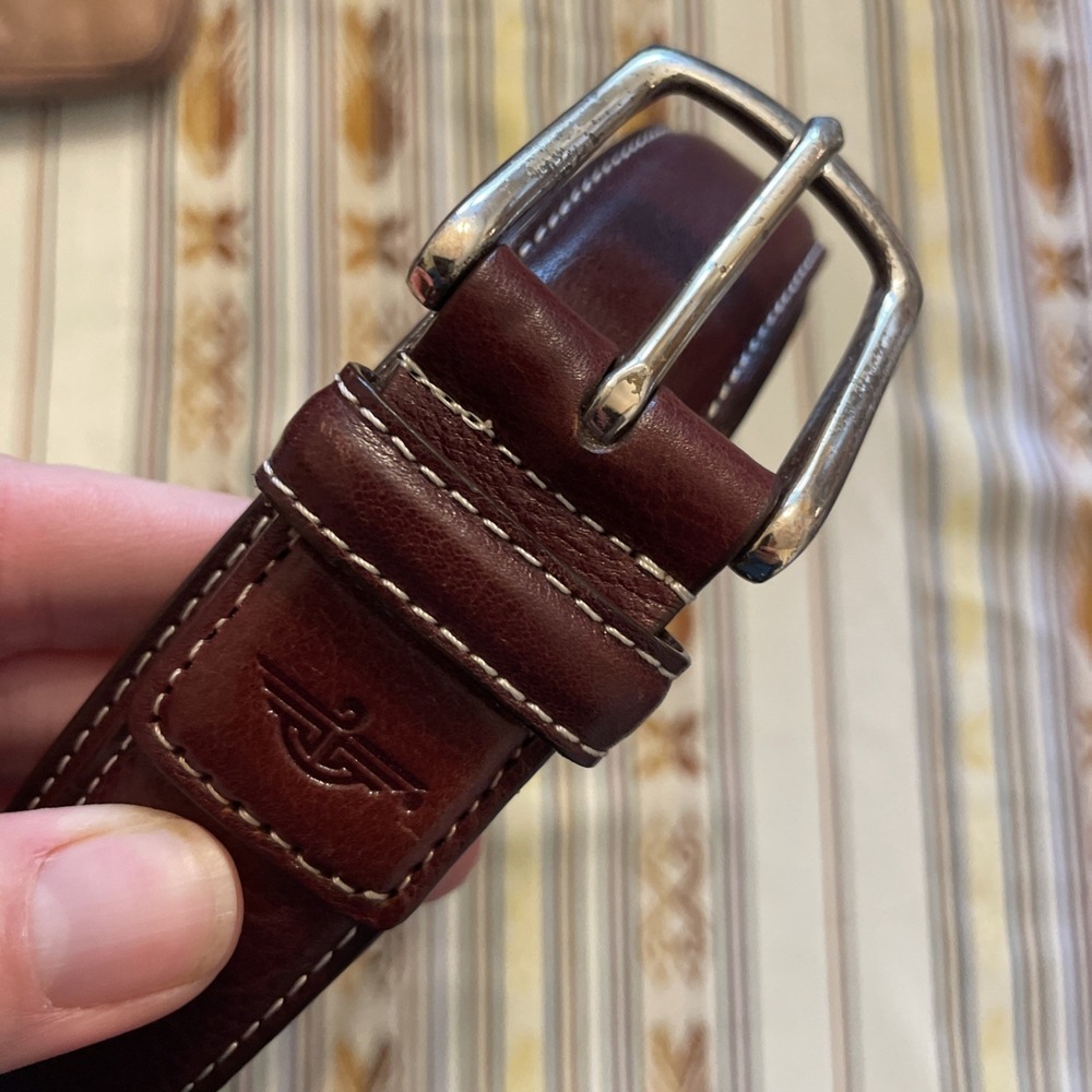 Dockers Genuine Leather 42/105 Dark Brown Leather Belt HBH 11DK01F3 Stitching‎